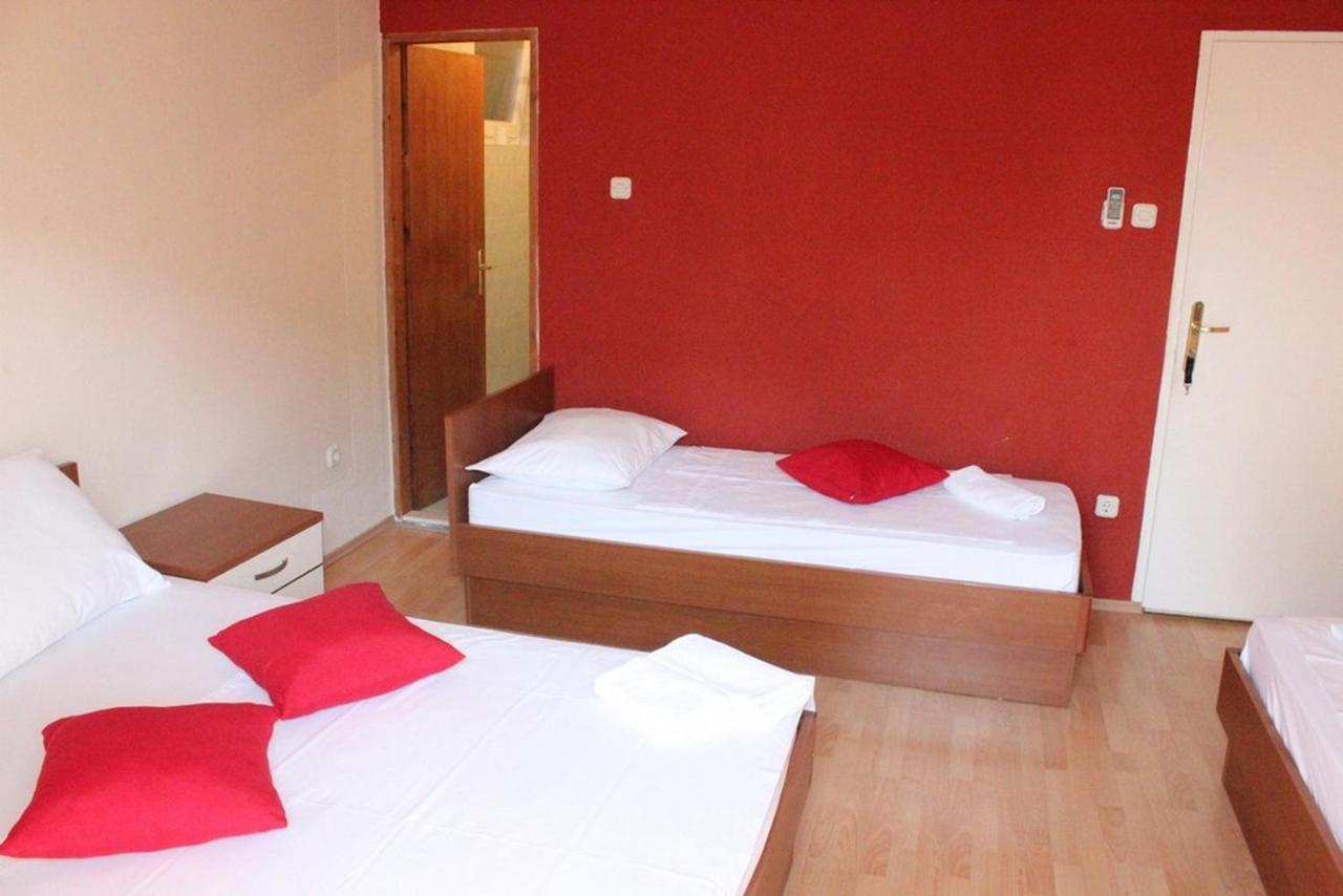 Hotel Dems à Živogošće Extérieur photo