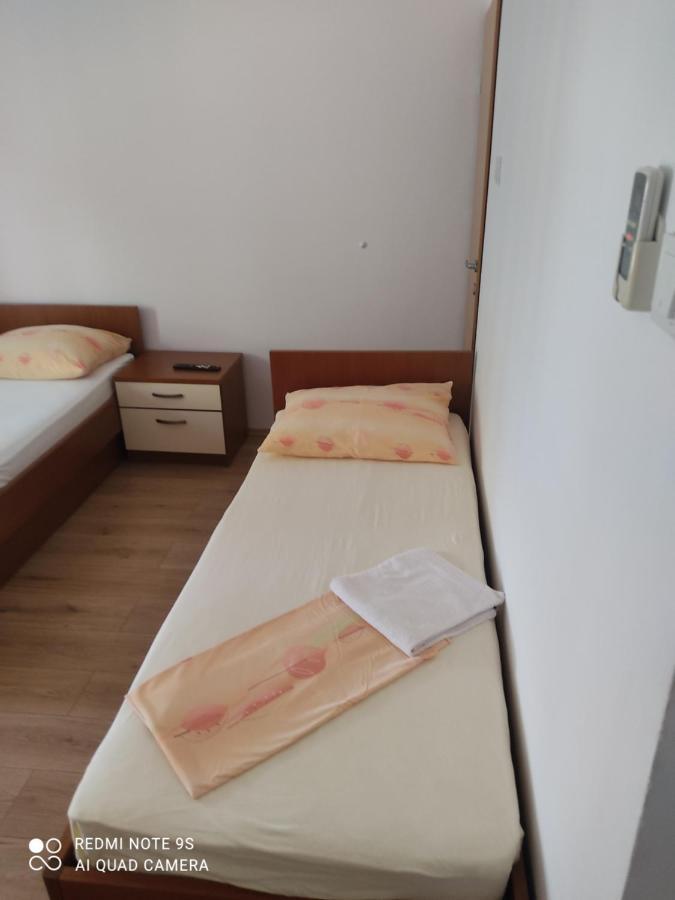 Hotel Dems à Živogošće Extérieur photo